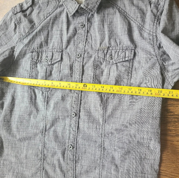 Marc Ecko men's shirt size Large  buttons up - Picture 5 of 8